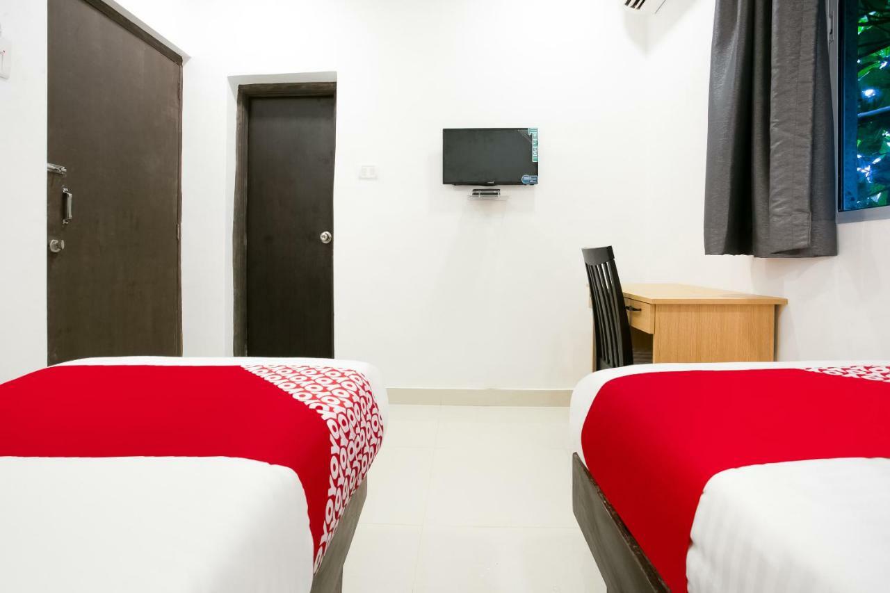 Oyo Flagship 38540 Hotel Shangrila Flagship Saver Mumbai Exterior photo